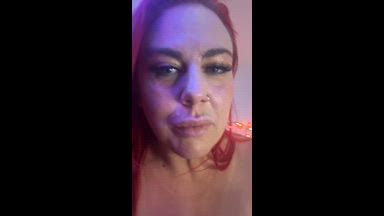 Close up wet pussy play and tasting