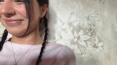 Karoline