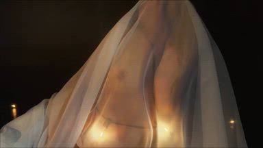lights on my naked body