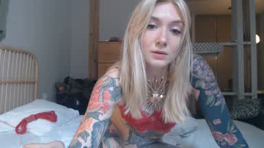 Douple penetration & blowjobs :)