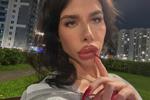 carol โ Bite my lips๐