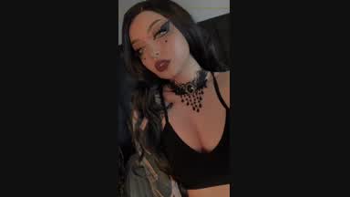 Let's have a naughty night 😏🖤