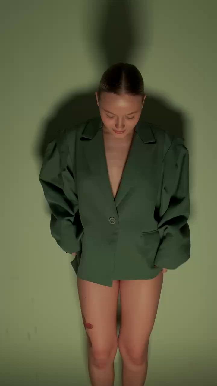 naked