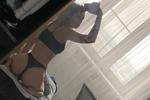 More hot pic