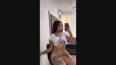 😈