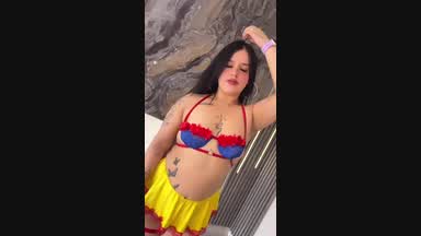 Your Snow White 👅🥰