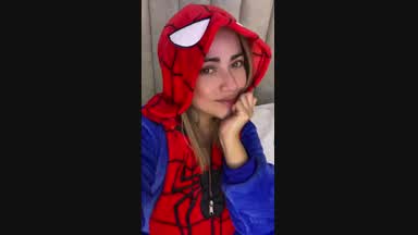 Sexy Spider Milf
