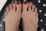 Watch me soap up my sexy feet in the tub