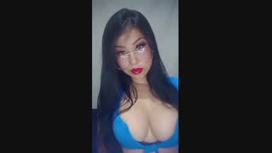 modelando lenceria