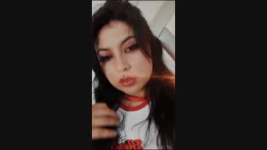 KISSES 🥰