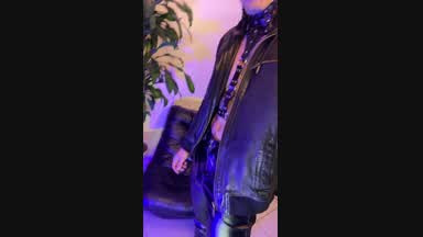 leather oufit