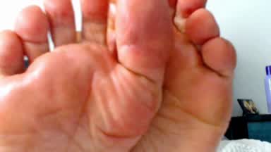1.3 min Oiled Feet Tease