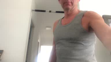 Pull-up routine, shirtless - tip and support…