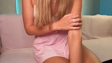 Striptease turning into masturbation ending with p