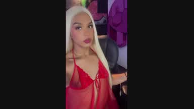 🌺.