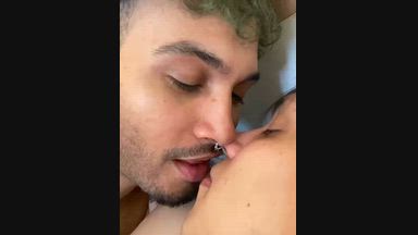 FRENCH KISS