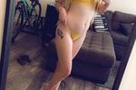 I look so cute in yellow!