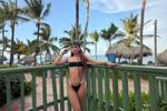 🌴✨ A little sun and a lot of fun 💋