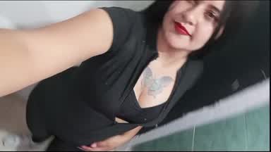 Kiss love