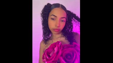 🌸