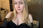 trying new clothes :*