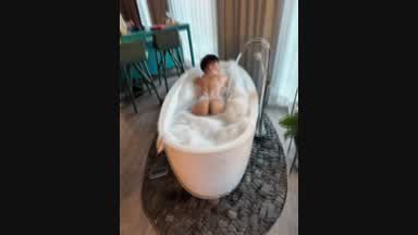 Foam bath