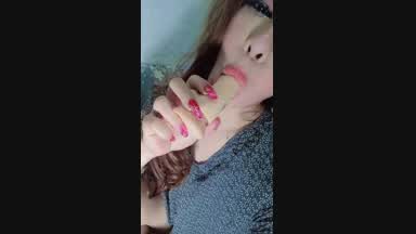 a perfect way  on how to suck a bigcock