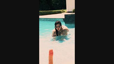 carmilla ross โ ๐ฆ๐ Poolside Temptationโฆ Can You Handle Me? ๐ฅ