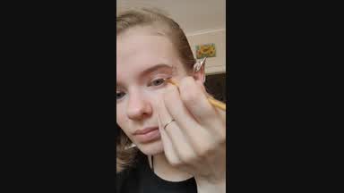 I do makeup