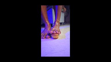 priview honie feet's