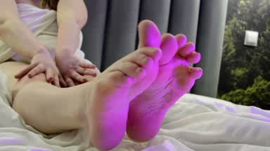 feet massage