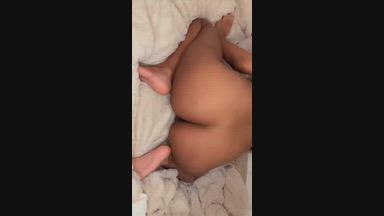 melanie ♡ of: thatgirlmelanie — ride dildo and waterfall squirt!💦