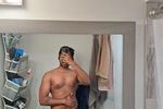 rob boss โ Pre-Shower Pic ๐