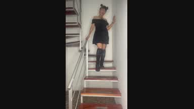Hello *-*