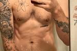 dante cross x89 — Bathroom Pic