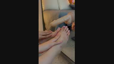 I have nice feet! ♥