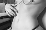 I love pinching my nipples😛