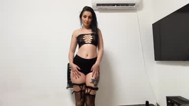 SEXY MILF MASTURBATION