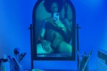 Sexy lighting/ lathered body 😍