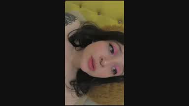 Playing with my pussy