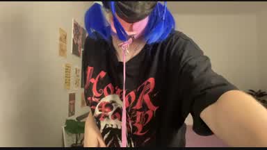 showing my body and playing with collar