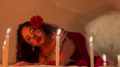 Dancing with candles & oil 🕯️
