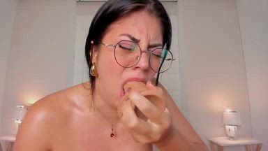 DEEPTHROAT WITH A LOT SALIVA