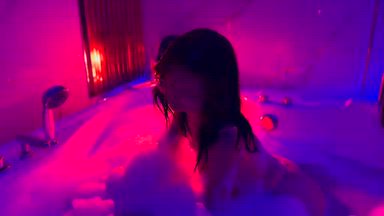 bath in Jacuzzi🫧