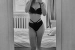 B&W