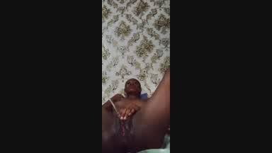 4 min of squirt action