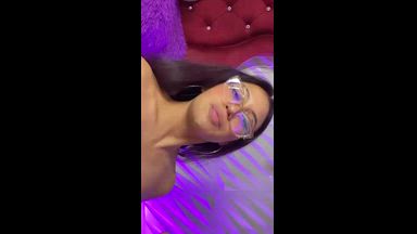 a deep and wet blowjob 💦💦