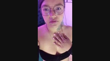 HEY MEET ME!