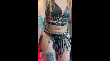 LATEX QUEEN