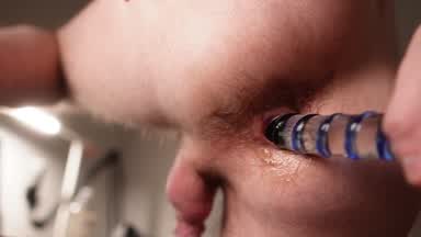 I'm cumming while fuck myself with glass dildo